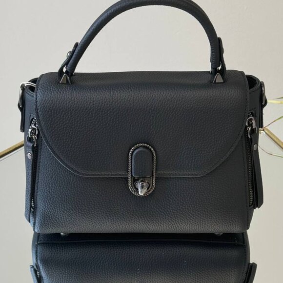 “Eleganza” — Leather Bag for a Modern Look - Picture 2 of 10